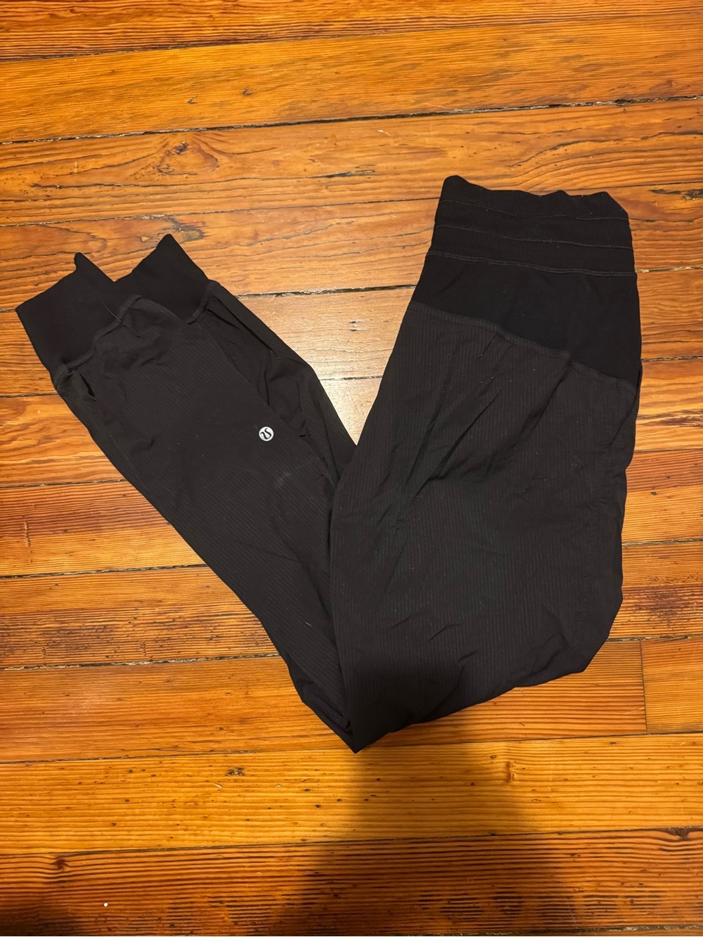 lululemon Danxe studio  size 4